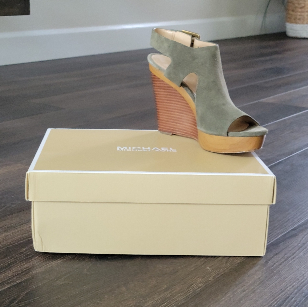 Michael Kors Josephine wedge